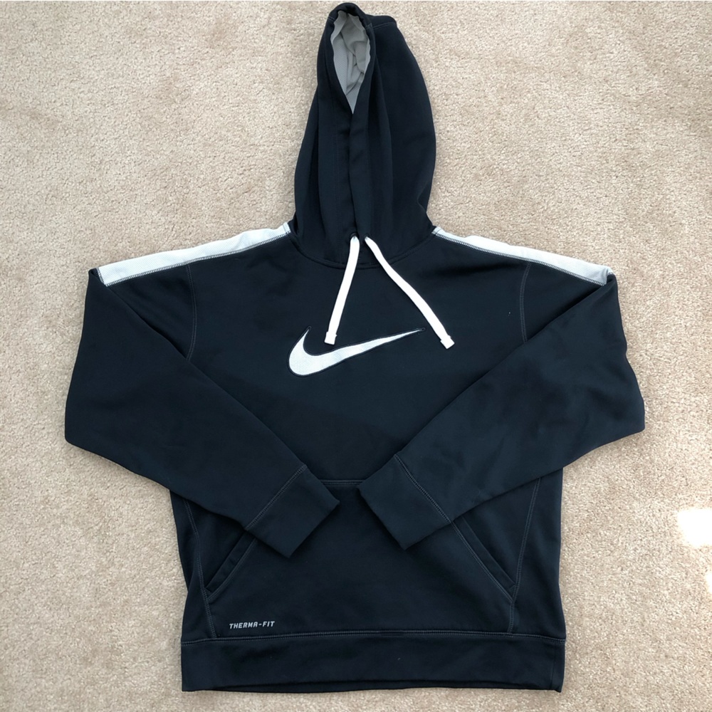 Nike therma fit hoodie sweater